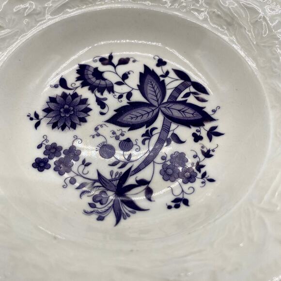 Small Porcelain Transfer Print‎ Bowls Set of Two - Picture 2 of 5